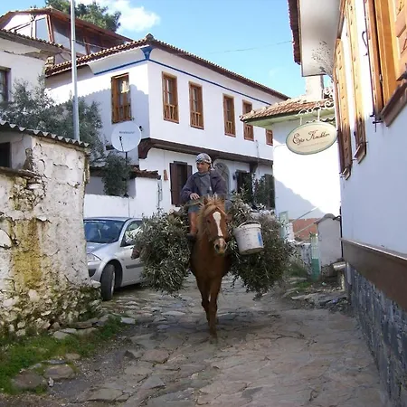 Konukevi Dionysos Selçuk